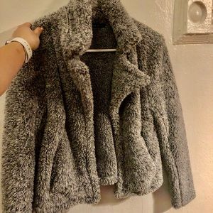 Brandy Melville fuzzy fleece jacket